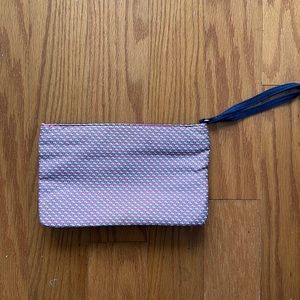Vineyard Vines whale wristlet